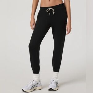 Vuori performance jogger pants size small